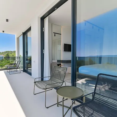 Villa Luxury Aurora With Pool & Large Patio Trogir