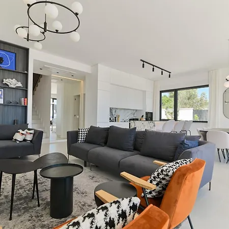 Luxury Aurora With Pool & Large Patio Trogir